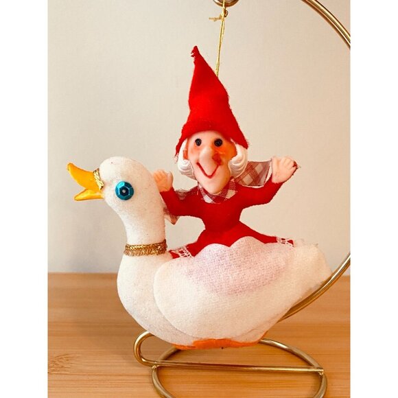 Vintage Flocked Mother Goose Christmas Nursery Rhyme Ornament 4.5 Inch High - Picture 1 of 4